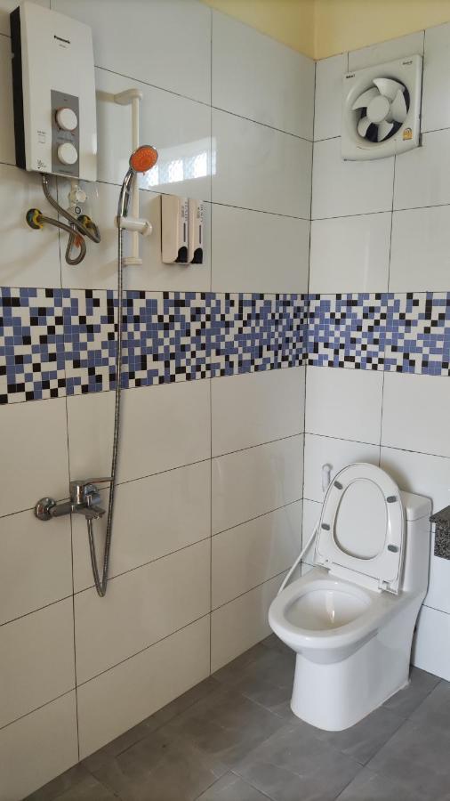 Monica Guesthouse Кампот Екстериор снимка